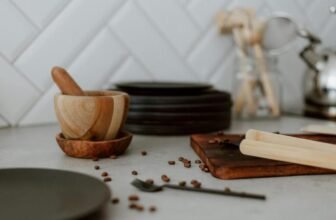 What Are the Best Countertop Accessories for a Chic Kitchen?