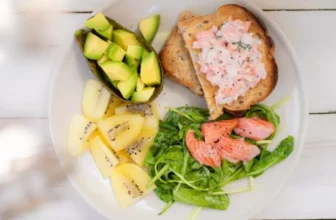 Quick and Easy Meal Prep Solutions for Busy Professionals With Tight Schedules