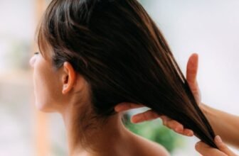 The Benefits of Oil Treatments for Nourishing Your Hair