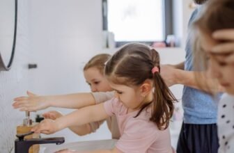 The Essential Guide to Daily Hygiene Practices for Healthy Skin