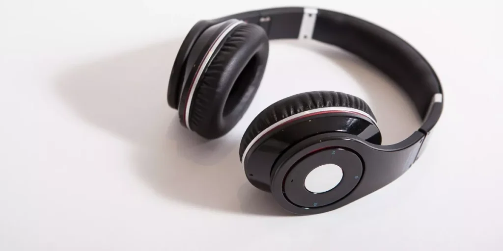 What Are the Best Noise-Canceling Headsets for Gamers? What Are the Best Noise-Canceling Headsets for Gamers?