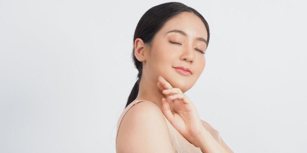 How Do You Achieve a Flawless Matte Finish Without Looking Cakey? How Do You Achieve a Flawless Matte Finish Without Looking Cakey?