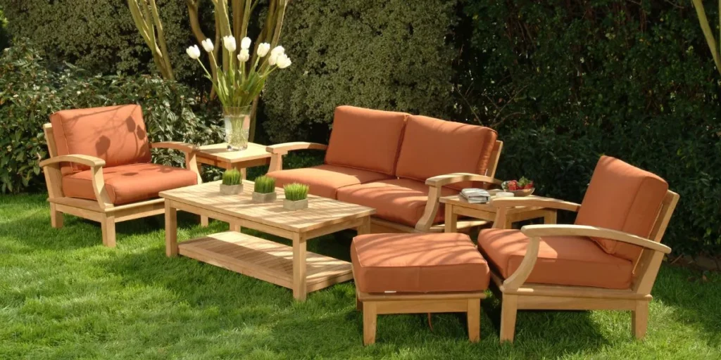 What Are the Best Garden Furniture Options for Large Families? What Are the Best Garden Furniture Options for Large Families?