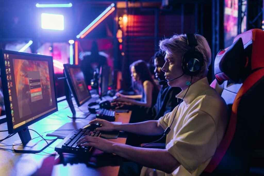 How to Connect a Gaming Headset to Your Console or PC? How to Connect a Gaming Headset to Your Console or PC?