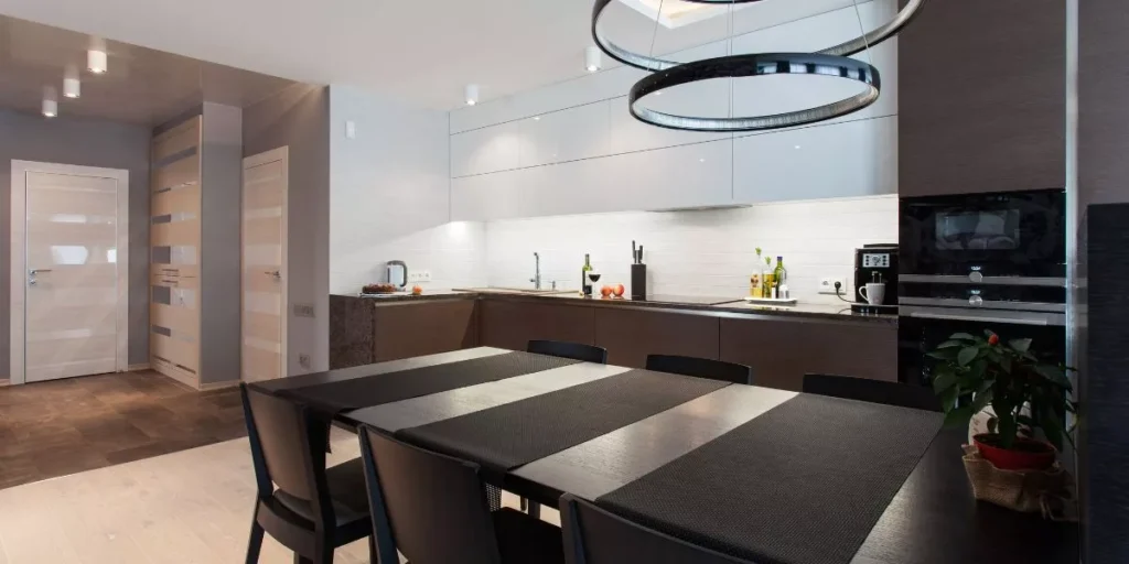 What Are the Key Features of a High-Tech Kitchen?